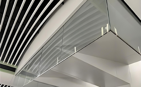 扶风玻璃挡烟垂壁